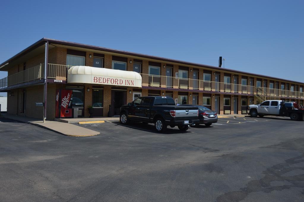 Bedford Inn Elk City Exterior foto